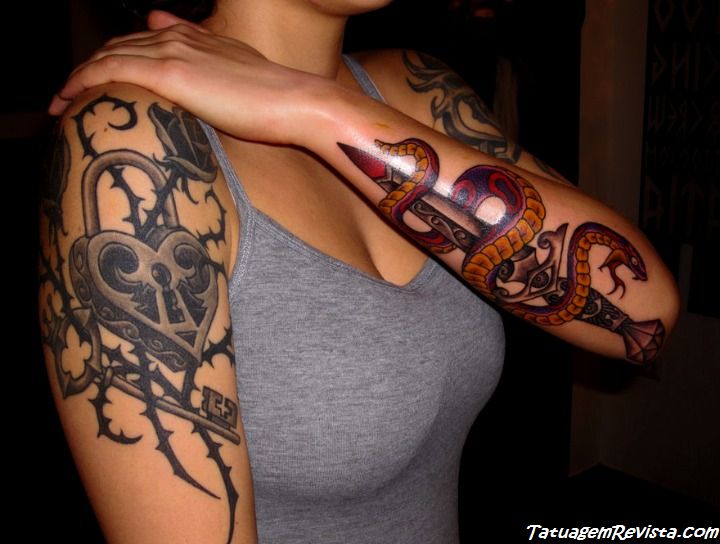 tattoos-de-cobra-con-espada-2