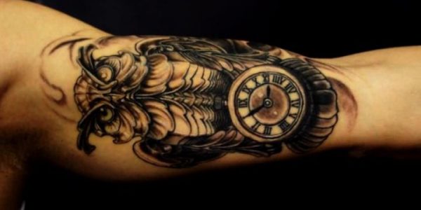 tattoos-de-corujas-con-reloj