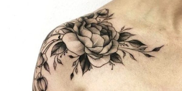 tattoos-de-flores-para-el-ombro-3