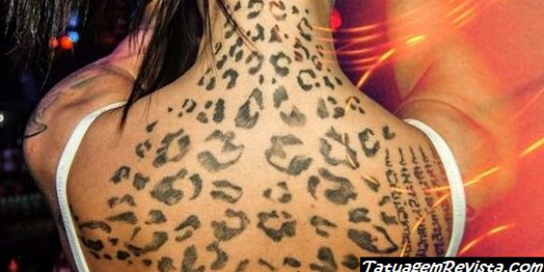 tattoos-de-leopardos-en-la-espalda