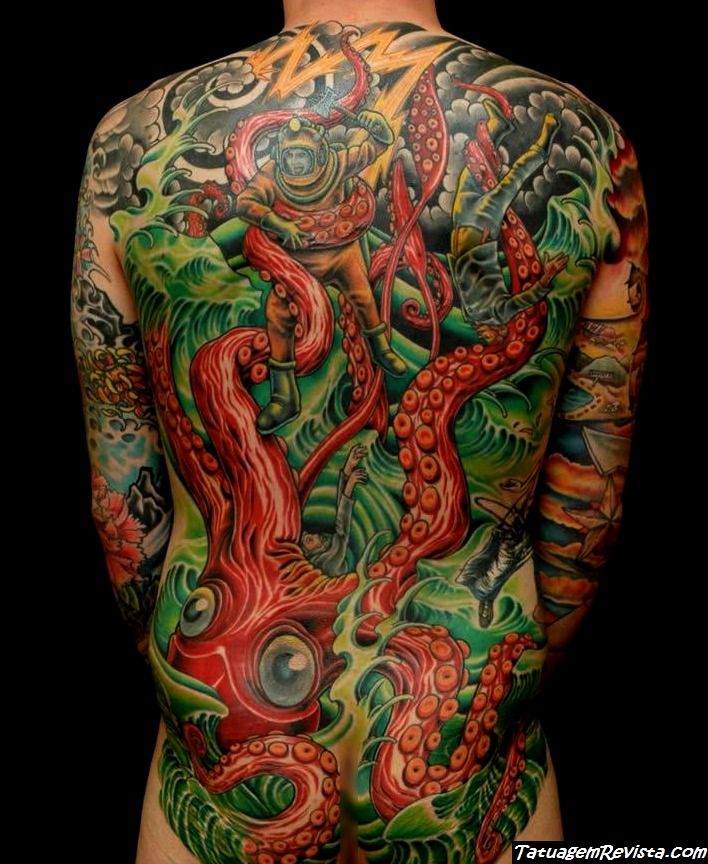 tattoos-de-polvo-en-la-espalda-1