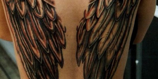 tatuagens-de-asas-nas-costas