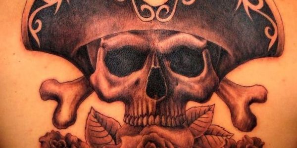 tatuagens-de-caveiras-al-estilo-piratas