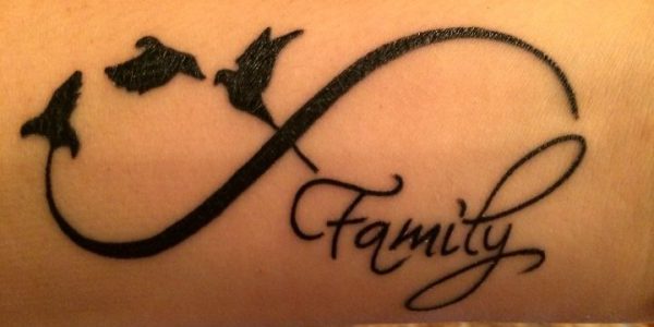 tatuagens-de-del-signo-infinito-para-la-familia