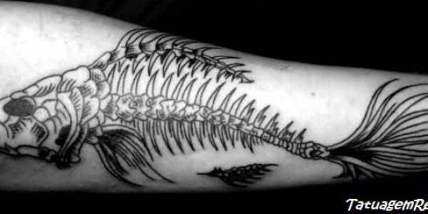 tatuagens-de-esqueleto-de-peixe