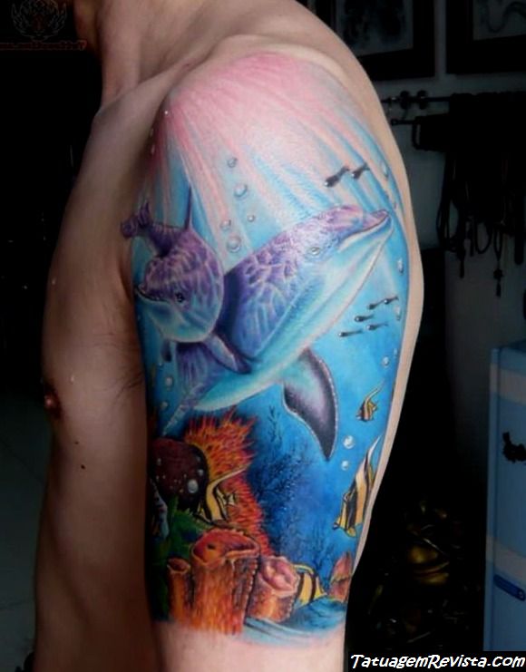 tatuagens-de-golfinhos-en-el-mar-1