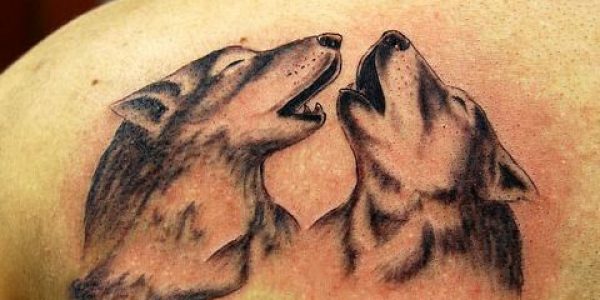tatuagens-de-lobos-en-par