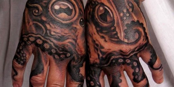 tatuagens-de-polvo-sobre-la-mano