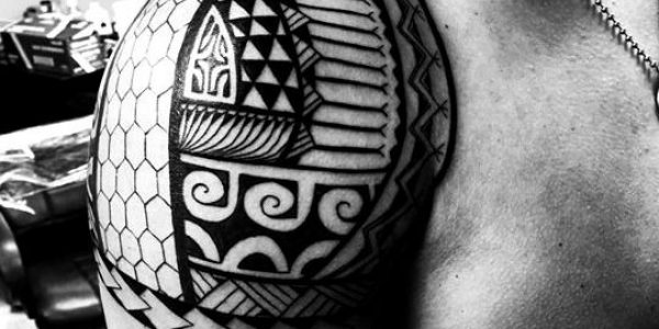 tatuagens-tribais-no-ombro-3