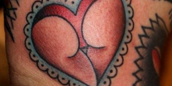 tatuajes-de-corazones-estilo-pin-up