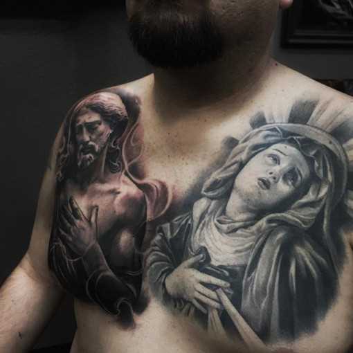 A tatuagem no estilo chicano - Maria e Jesus no kliuchitsakh cara