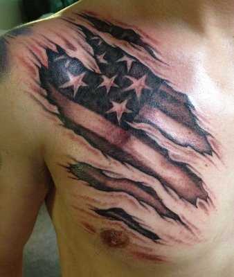 Bandeira americana - 3d tatuagem na clavícula e no peito do cara