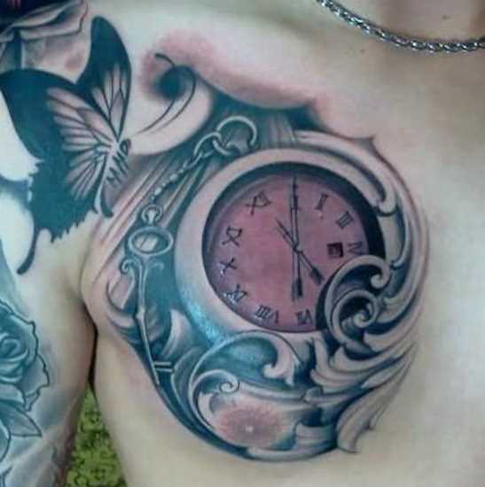 Bela tatuagem no peito de um cara - de relógios de bolso