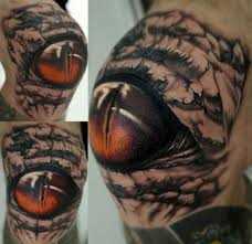De olho no joelho do cara - 3d tatuagem