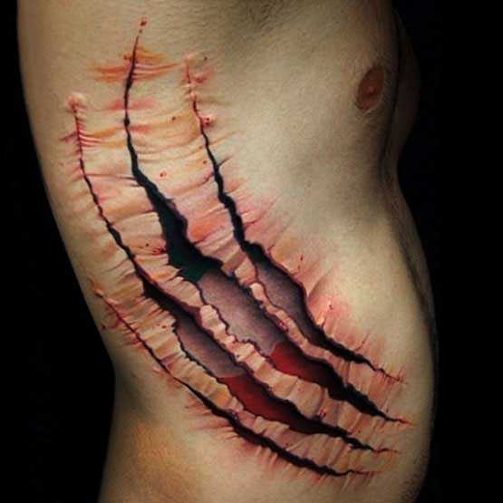 Dilacerado ferida - tatuagem em estilo 3d sobre as costelas cara