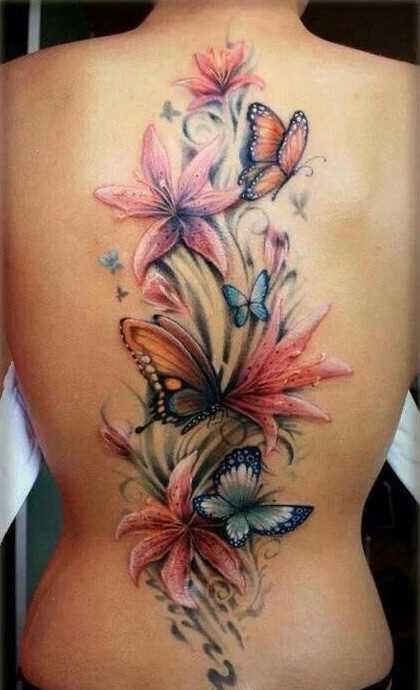Flores e borboletas - 3d tatuagem na coluna da menina