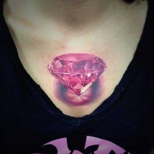 Rosa preciosa pedra no peito da menina no estilo de tatuagem 3d