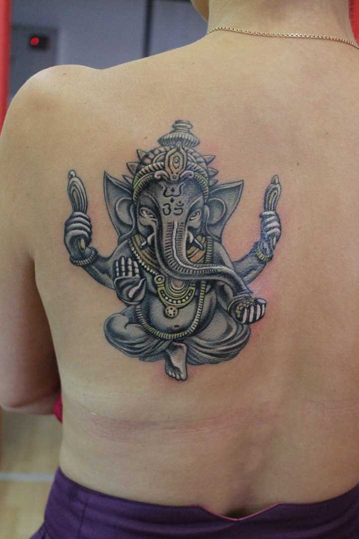 Tattoo blade a menina - elefante Ganesh