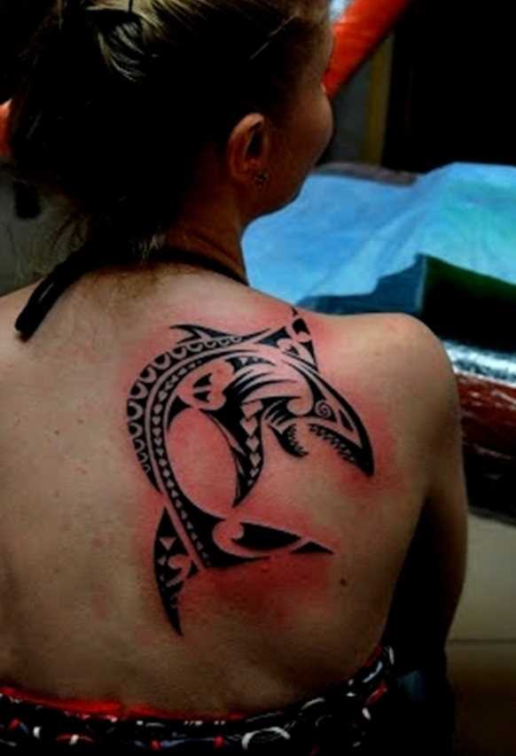 Tatuagem blade tem garota - tubarão