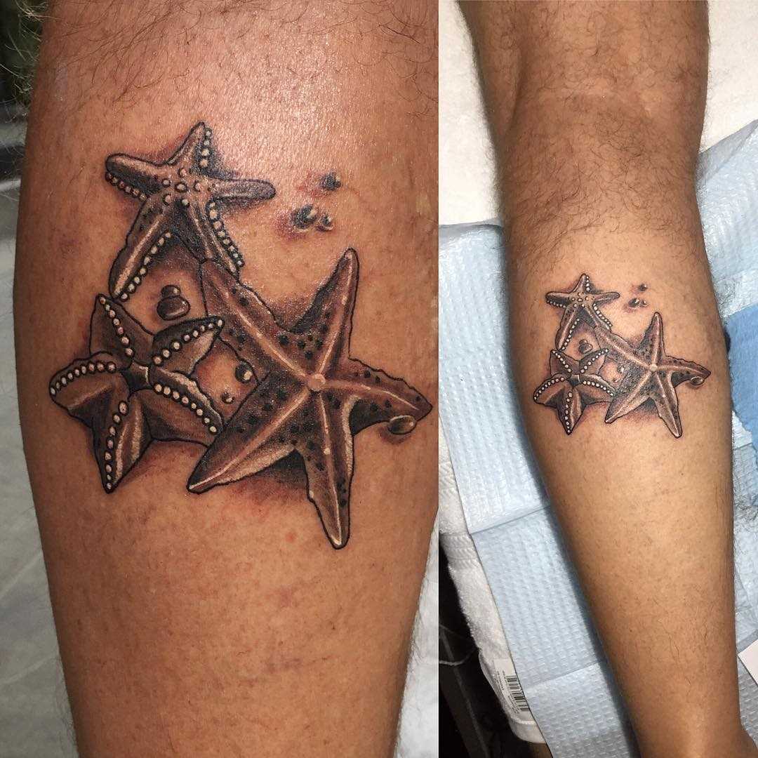 Tatuagem de estrelas do mar sobre a perna de homens