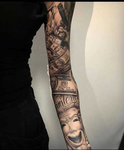 Tatuagem de mangas para a garota no estilo chicano - dinheiro, uma arma e uma máscara