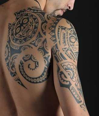 Tatuagem - maiianskie padrões de estilo tribal blade cara