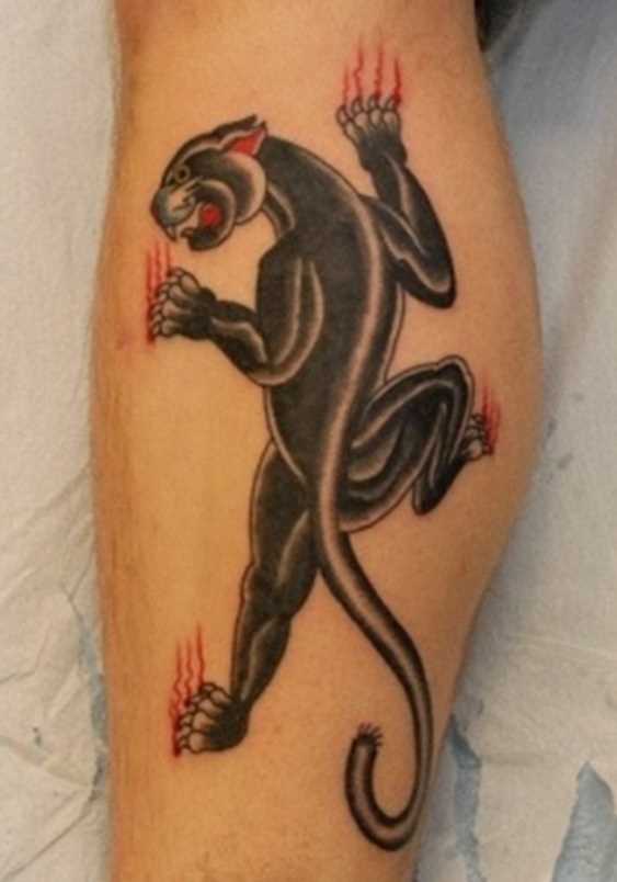 Tatuagem na perna do cara - pantera