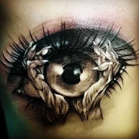 Tatuagem nas costelas menina dos olhos