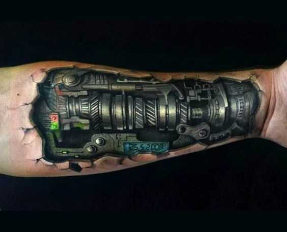 Tatuagem no estilo de biomecânica no pulso cara