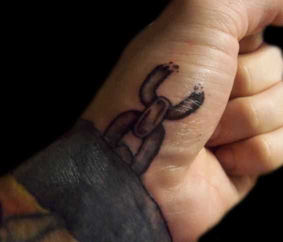 Tatuagem no pincel o cara - circuito