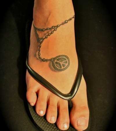 Tatuagem no tornozelo preto meninas - colar com pingente