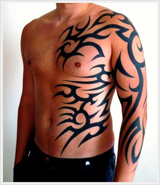 Tribal tattoo padrões lado do cara